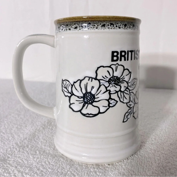 Vintage Capilano Vancouver British Columbia Canada Ceramic Stoneware  Mug - Picture 2 of 13